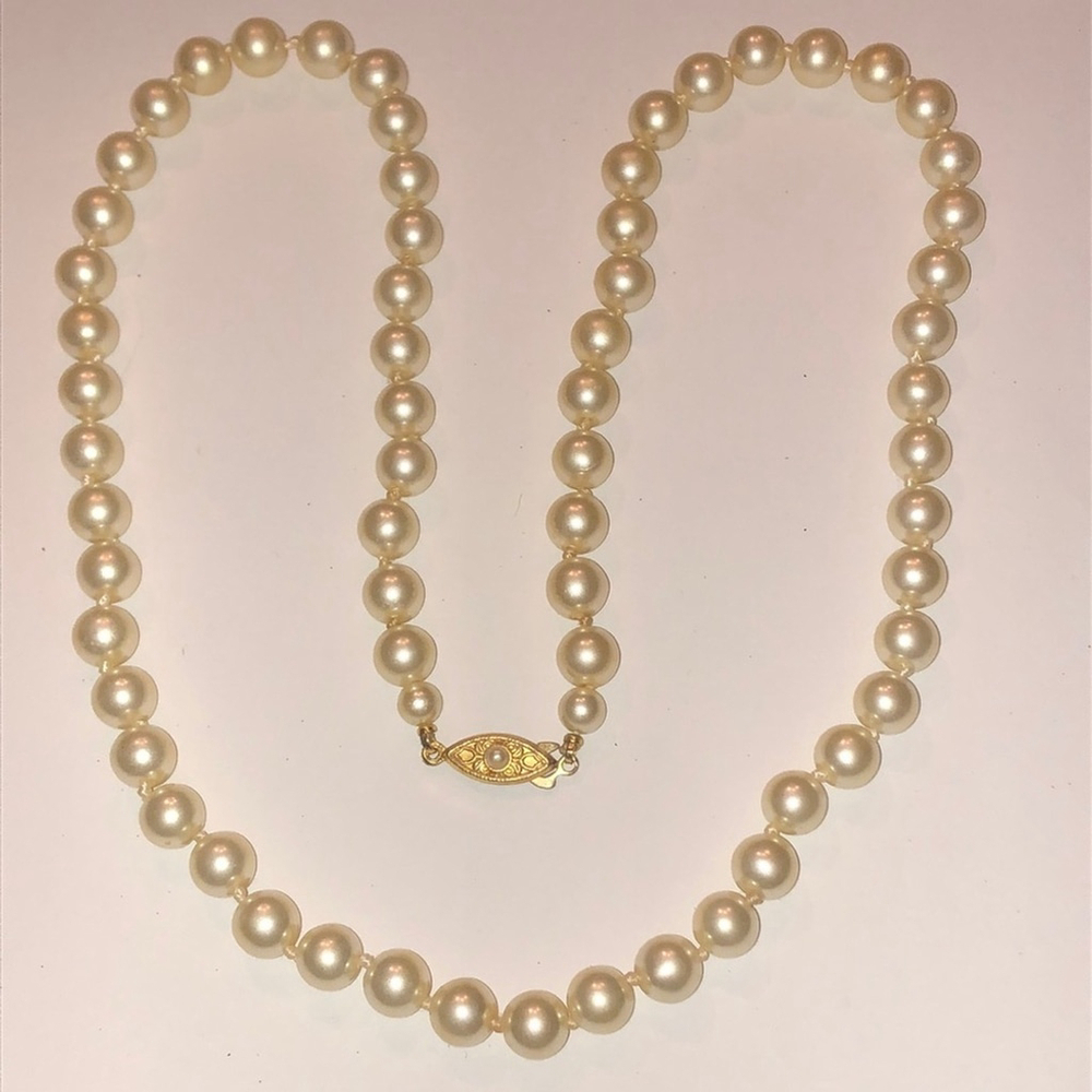 Vintage Off White Faux Pearl Retro Boho Classic Necklace